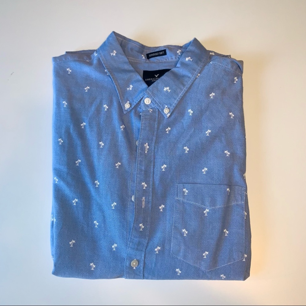 NWOT American Eagle shortsleeved button down